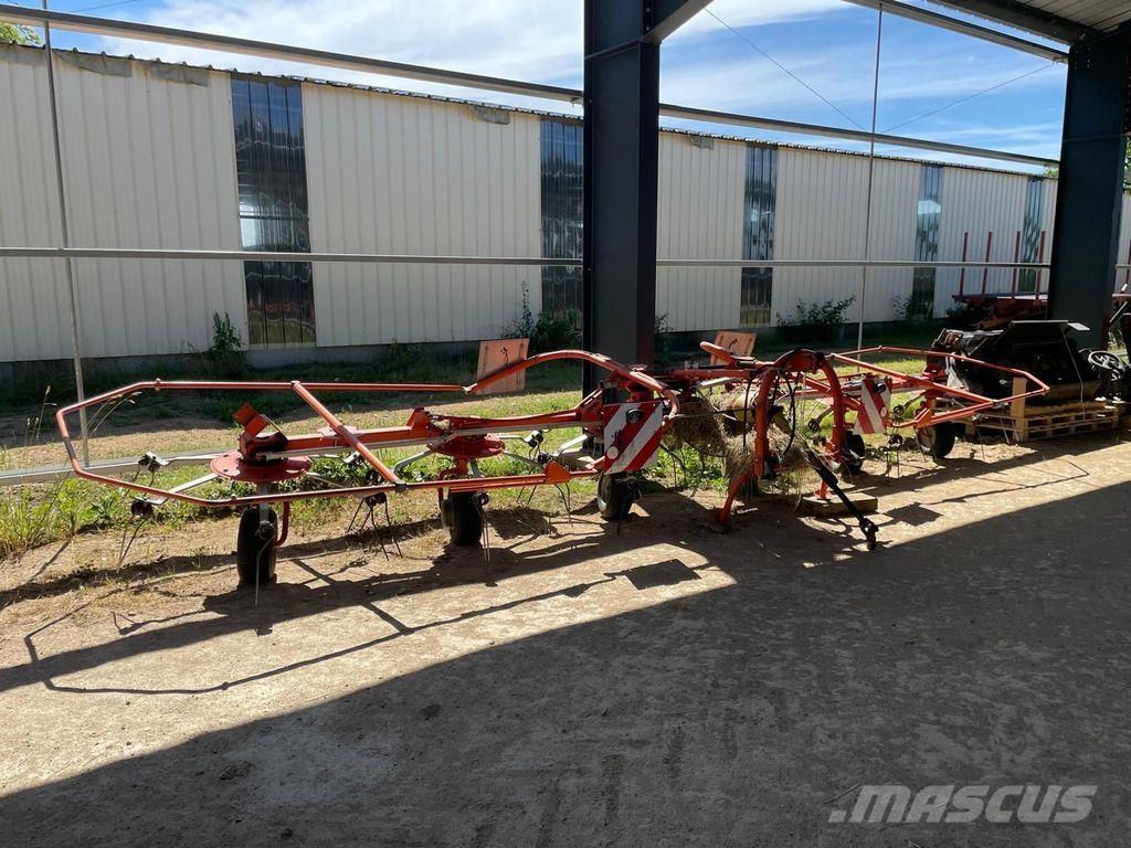 Fella TH 800 مكابس وميبسات التبن