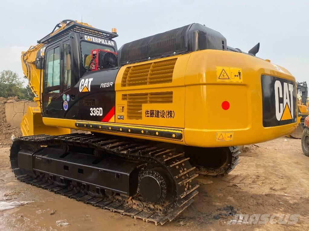 CAT 336 D حفارات زحافة