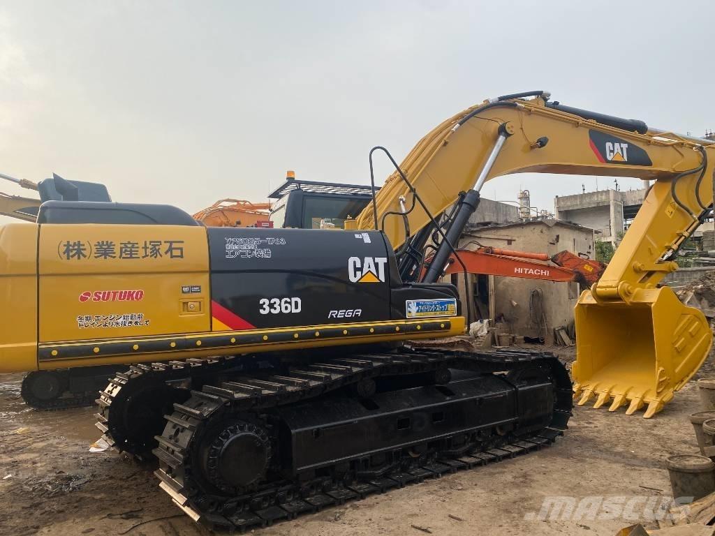 CAT 336 D حفارات زحافة