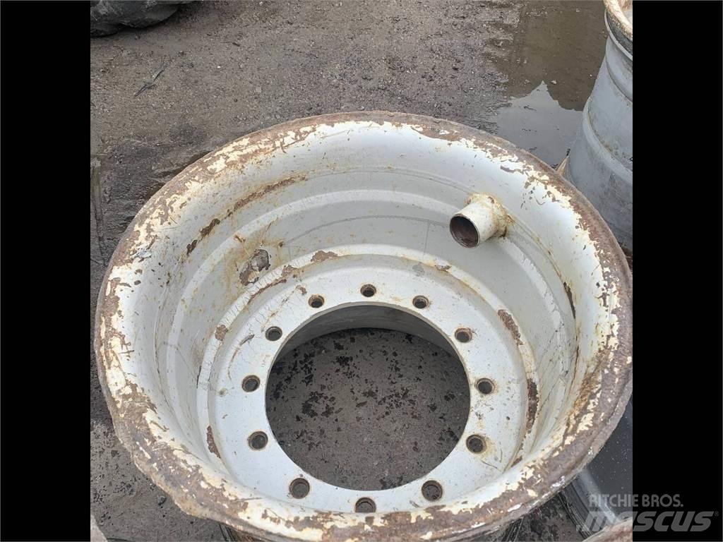 Gremo 1350 24x26,5 الإطارات والعجلات والحافات