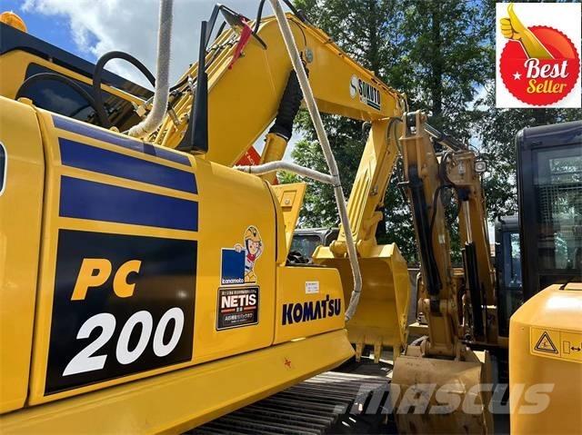 Komatsu PC 200-8 حفارات زحافة