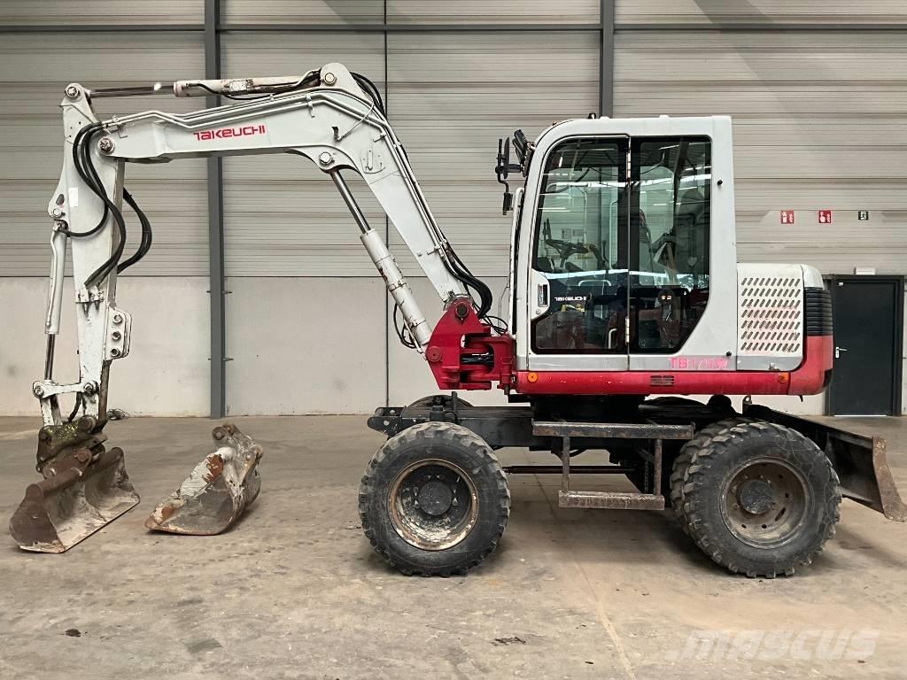 Takeuchi TB 175 W حفارات بعجل