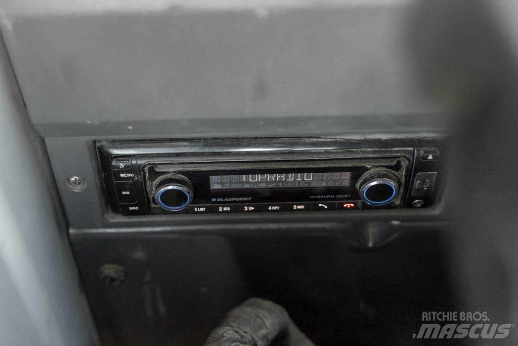 Doosan DX 140 W-3 حفارات بعجل