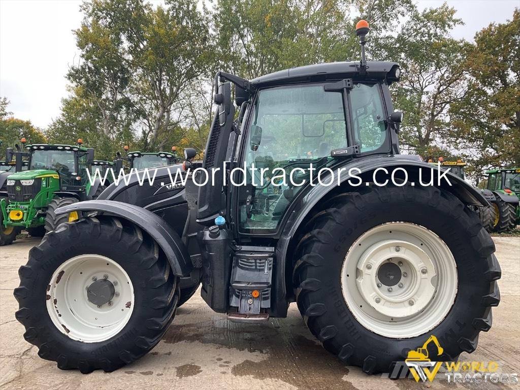 Valtra N174 الجرارات