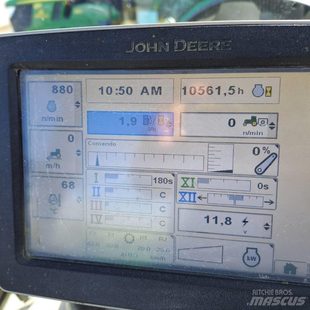 John Deere 6125 R الجرارات