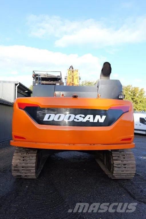 Doosan DX300LC حفارات زحافة
