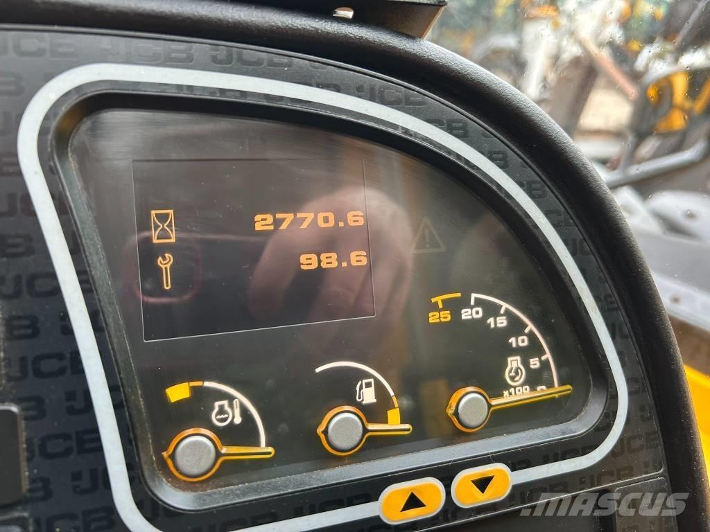 JCB 535-125 Hiviz مناولات متداخلة