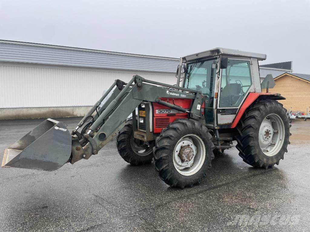 Massey Ferguson 3070 الجرارات