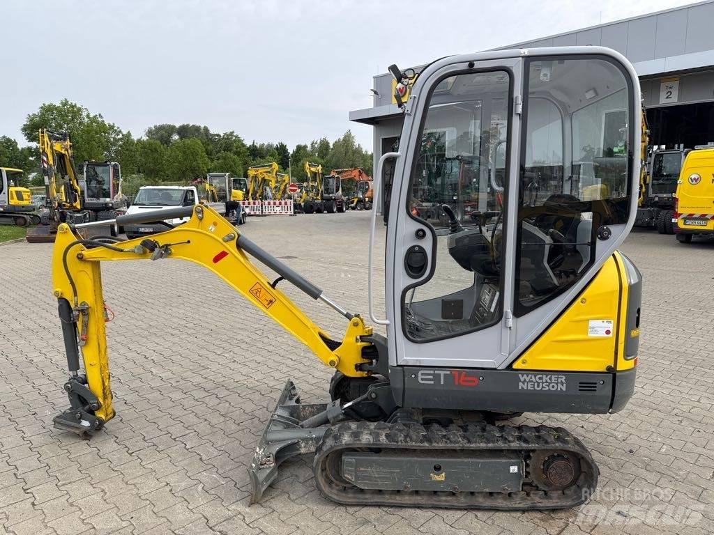 Wacker Neuson ET16 حفارات زحافة