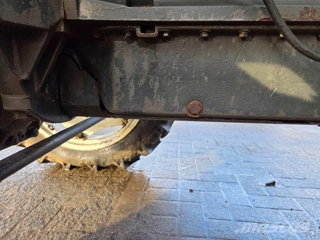 Renault 68-14RS الجرارات