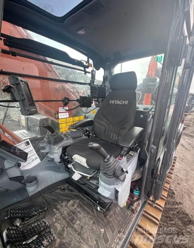 Hitachi ZX350LC-7 حفارات زحافة
