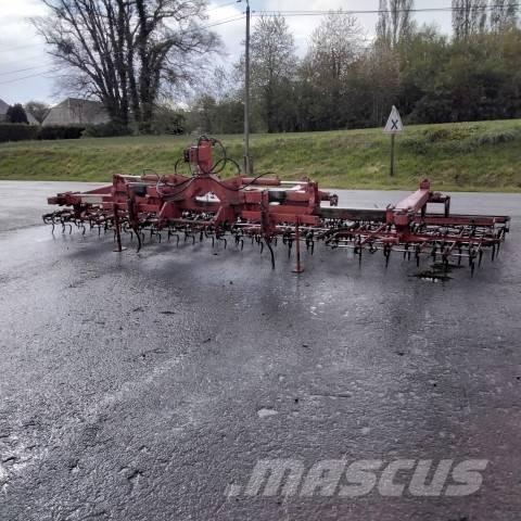 Krone 6M زلاقات ميدانية