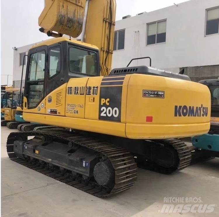 Komatsu PC 200-7 حفارات زحافة