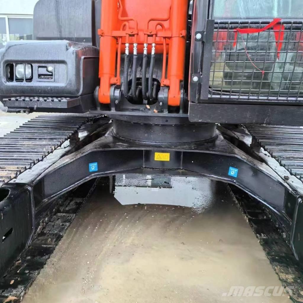 Hitachi ZX 120-3 حفارات زحافة