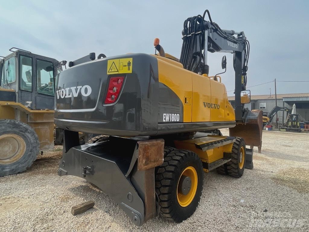 Volvo EW 180 C حفارات بعجل