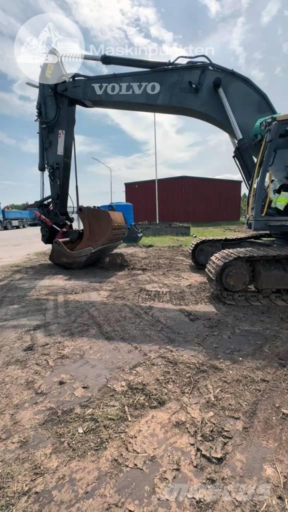 Volvo EC 290 C L حفارات زحافة