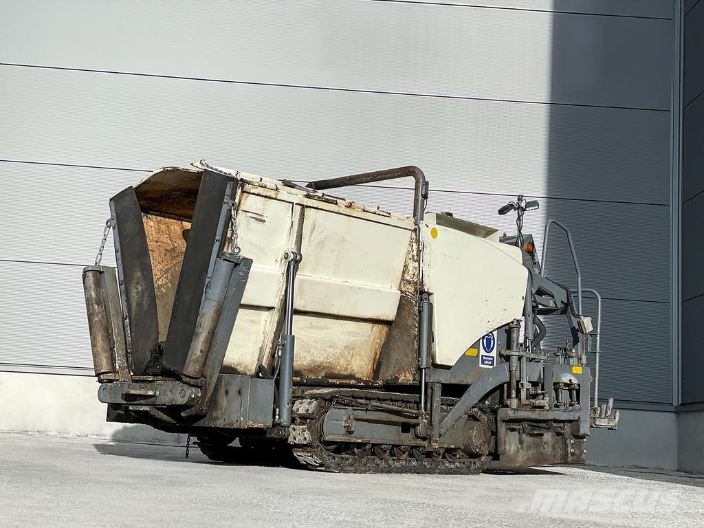 Vögele SUPER 800 معدات السفلتة