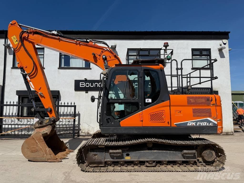 Doosan DX 140 LC-7 حفارات زحافة