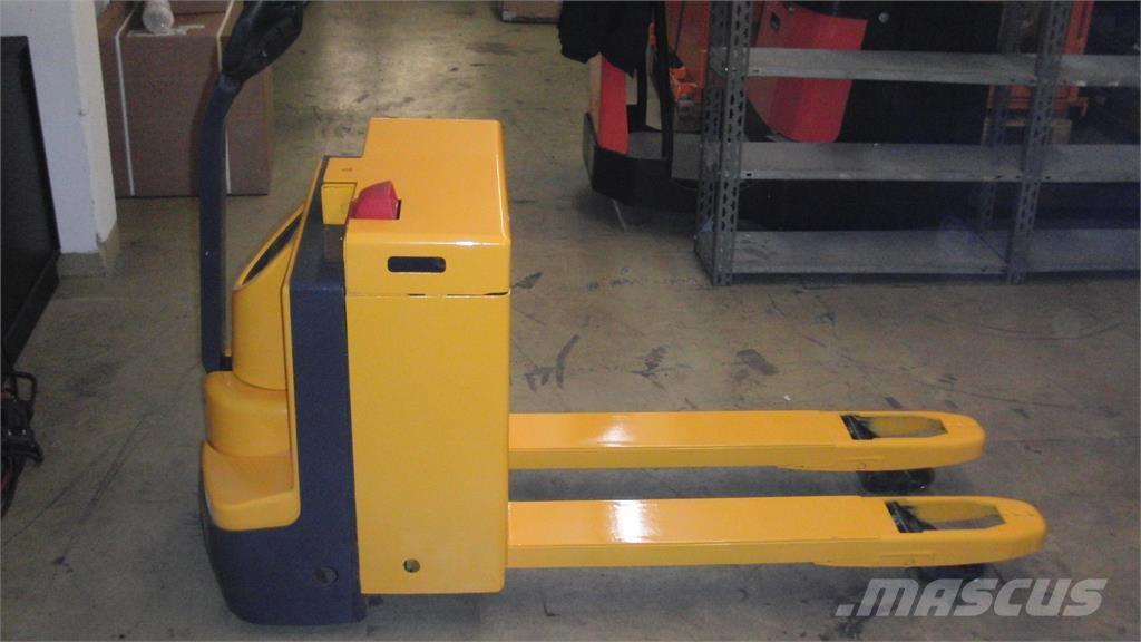 Jungheinrich ELE16 معدات التكديس الجوالة