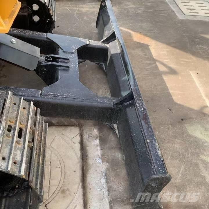 CAT 306E2 حفارات وسط 7 طن - 12 طن