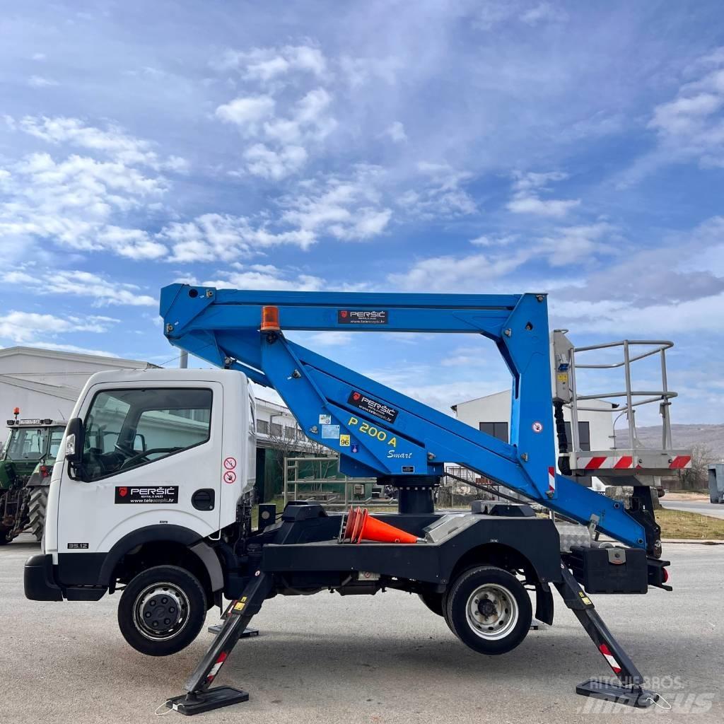 Palfinger P 200 A المنصات الهوائية المثبتة على شاحنة