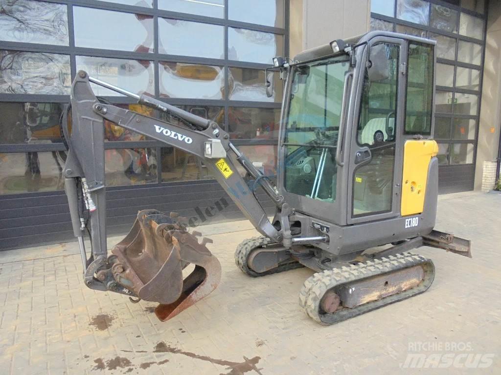 Volvo EC 18 D حفارات صغيرة أقل من 7 طن (حفارات صغيرة)