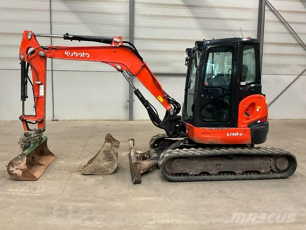 Kubota U 48-4 حفارات صغيرة أقل من 7 طن (حفارات صغيرة)