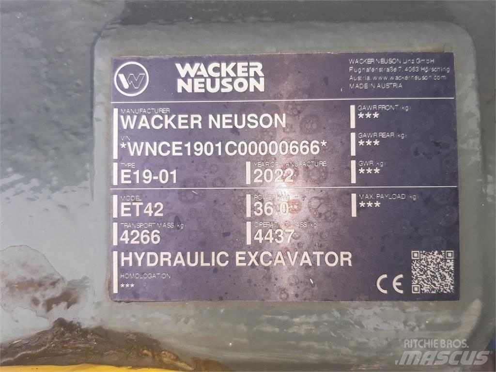 Wacker Neuson ET42 حفارات زحافة