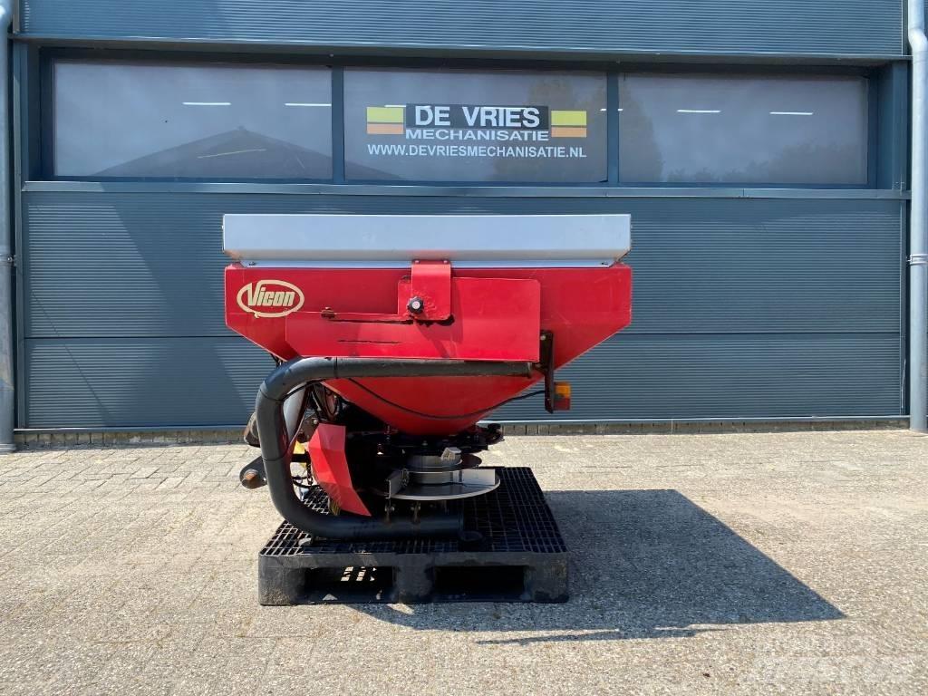 Vicon ROTAFLOW RS-C معدات فرد المواد المعدنية