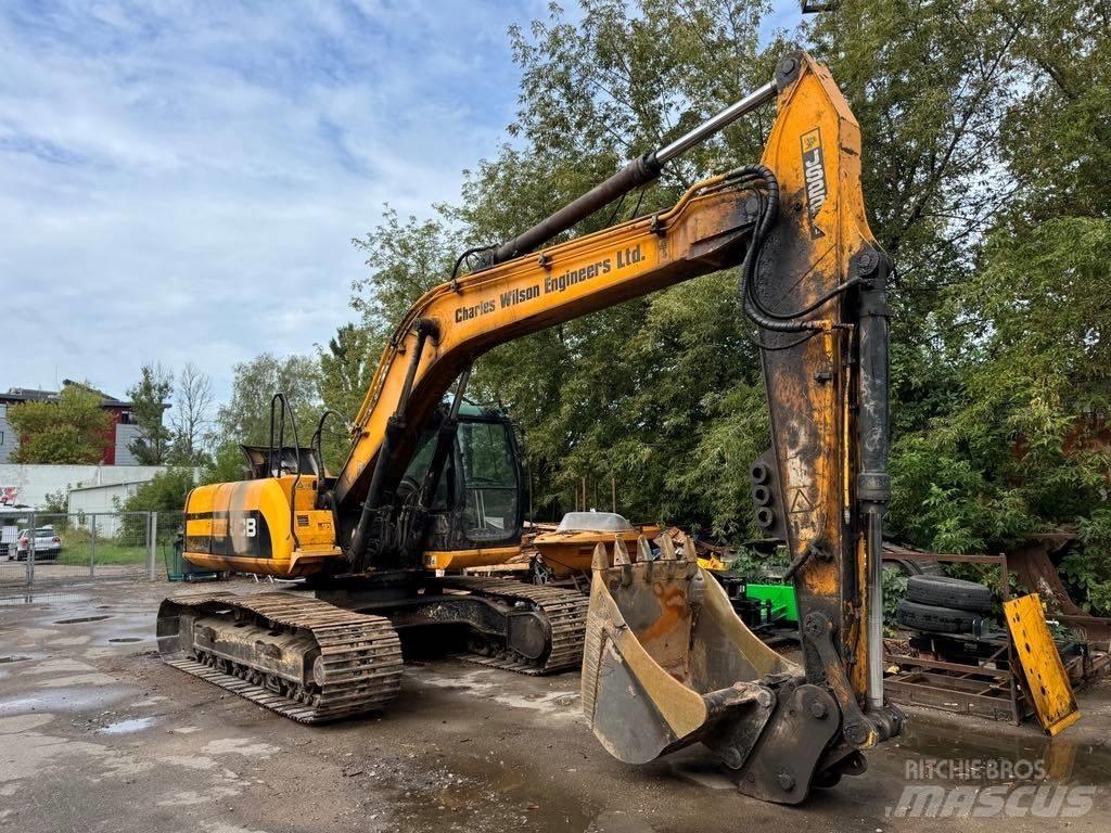 JCB JS 220 LC حفارات زحافة