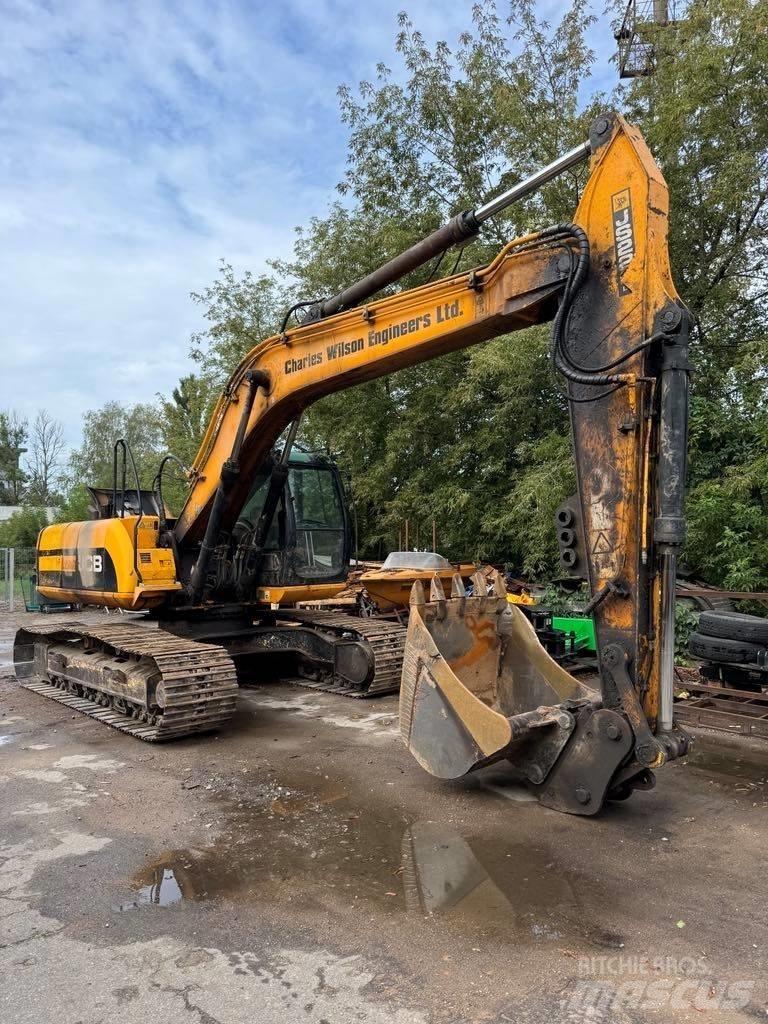 JCB JS 220 LC حفارات زحافة