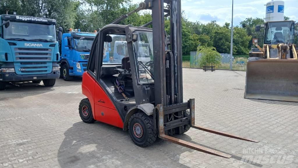 Linde H 25 D شاحنات الديزل