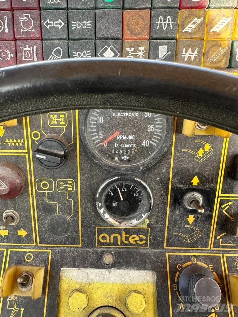 Ammann AFW 350 E معدات السفلتة