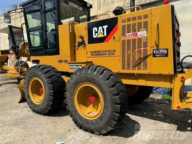CAT 140 K معدات تمهيد الطرق