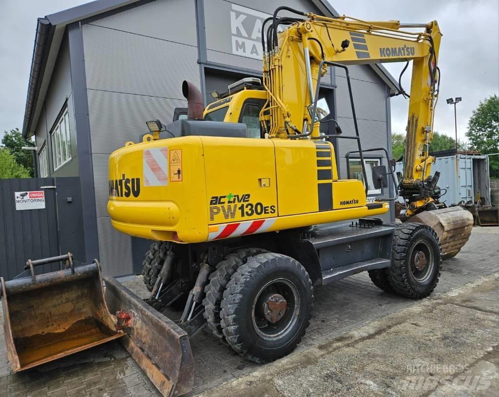 Komatsu PW 130ES-6K حفارات بعجل
