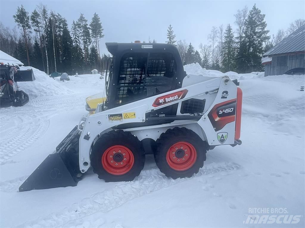 Bobcat S450 لوادر انزلاقية التوجيه