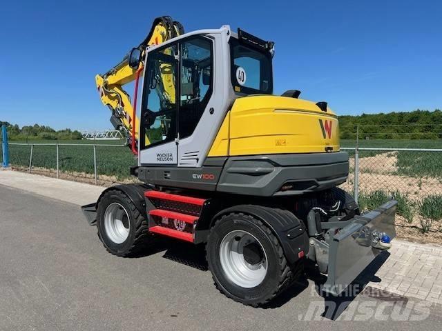 Wacker Neuson EW 100 حفارات بعجل