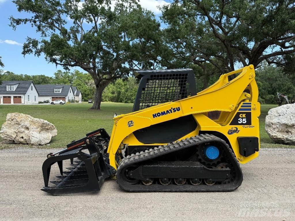 Komatsu CK 35-1 لوادر انزلاقية التوجيه
