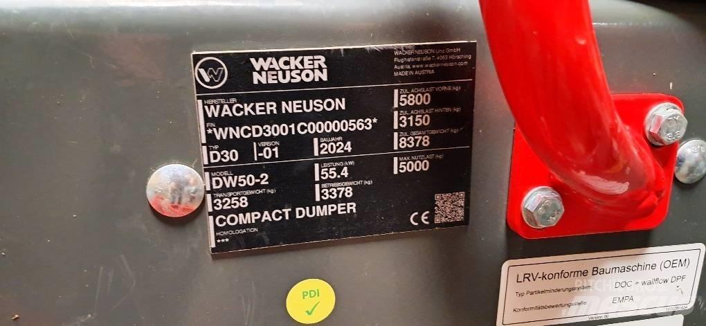 Neuson DW 50 ساحبات مفصلية