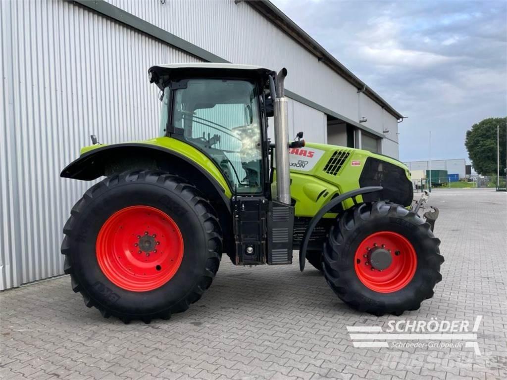 CLAAS AXION 810 الجرارات