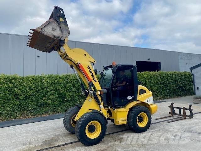 Yanmar V 8 لوادر بعجل