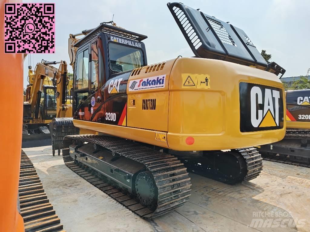CAT 320D حفارات زحافة