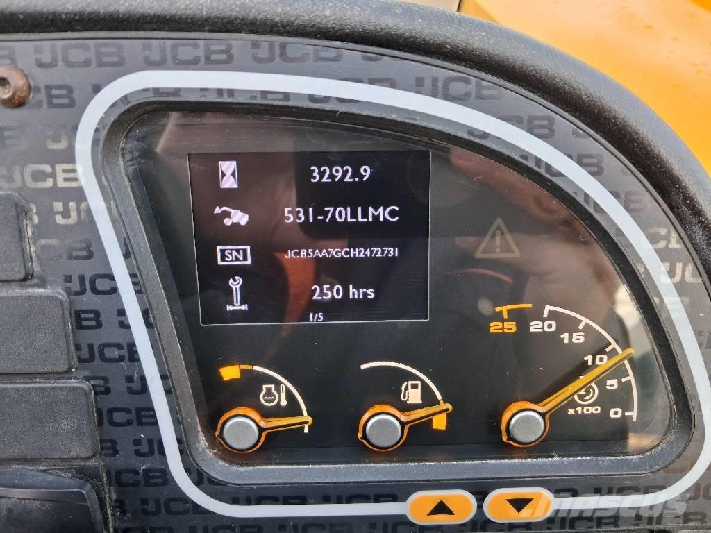 JCB 531-70 مناولات متداخلة