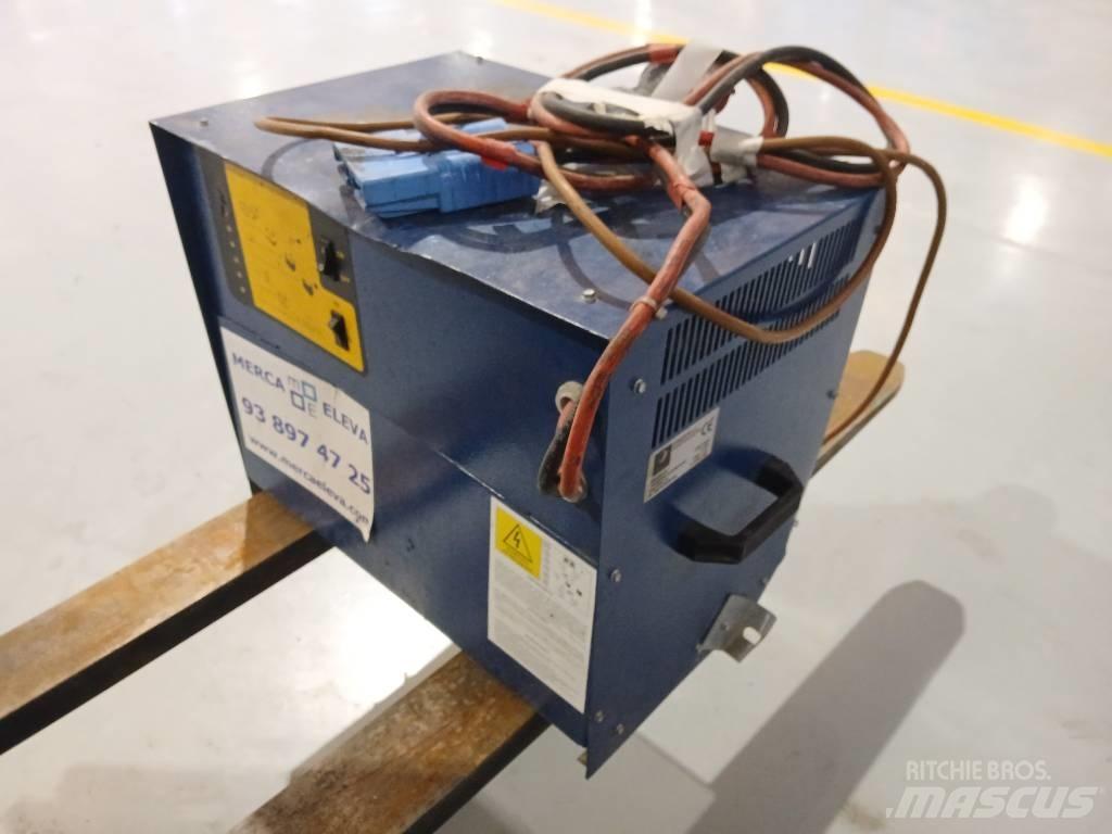 Nissan G1N1L 20 Q شاحنات ذات رافعات شوكية تعمل بالكهرباء
