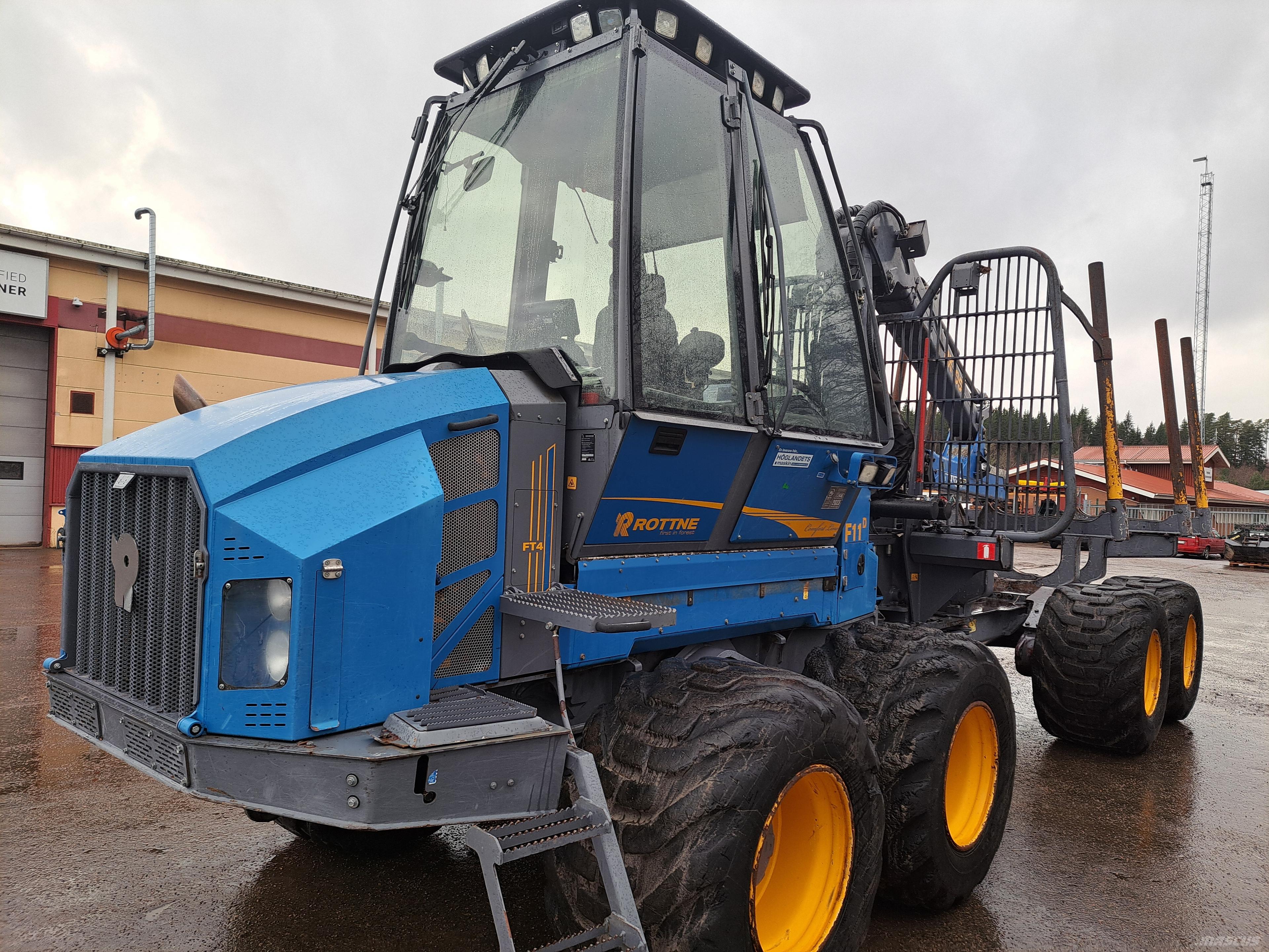 Rottne F11D شاحنات