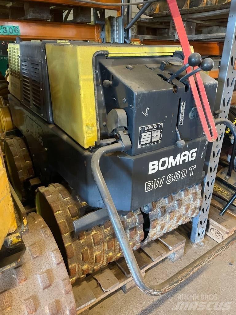 Bomag BW850T مداحل ثنائية الاسطوانة