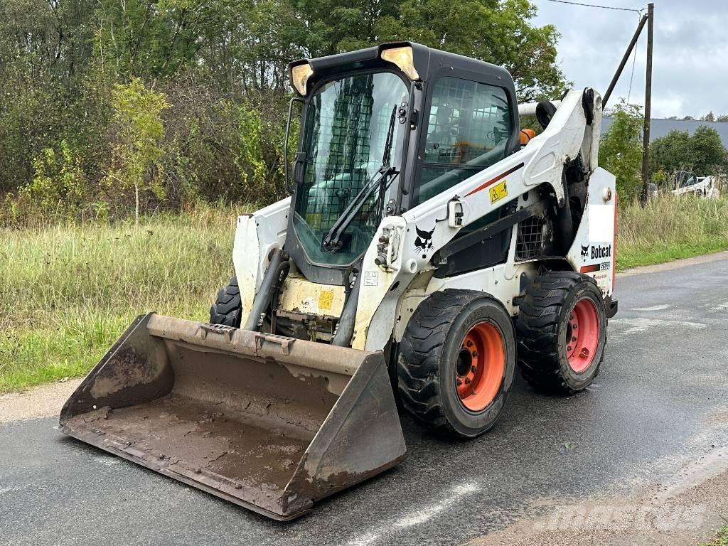 Bobcat S 530 لوادر انزلاقية التوجيه