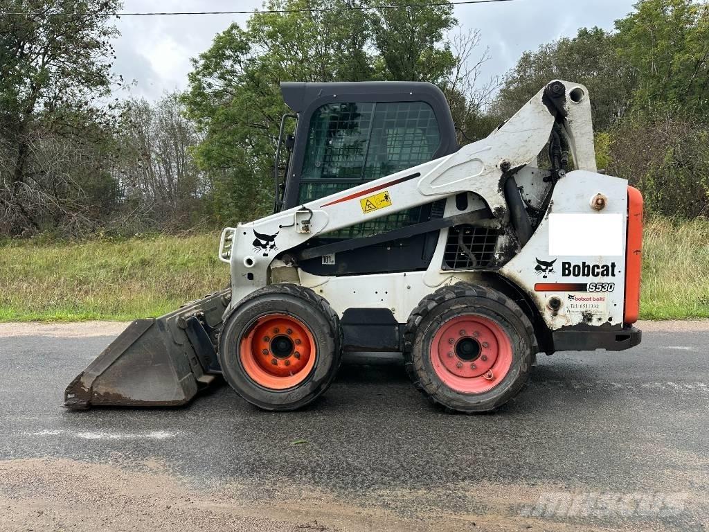Bobcat S 530 لوادر انزلاقية التوجيه