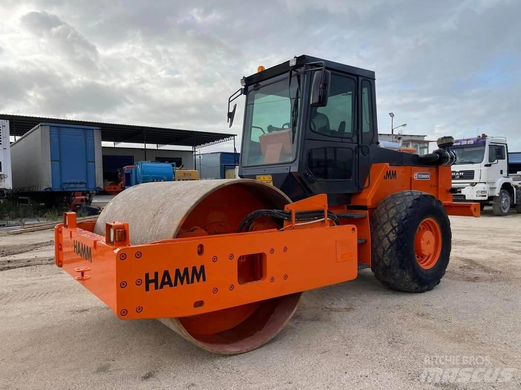 Hamm 2520 D مداحل أحادية الأسطوانة