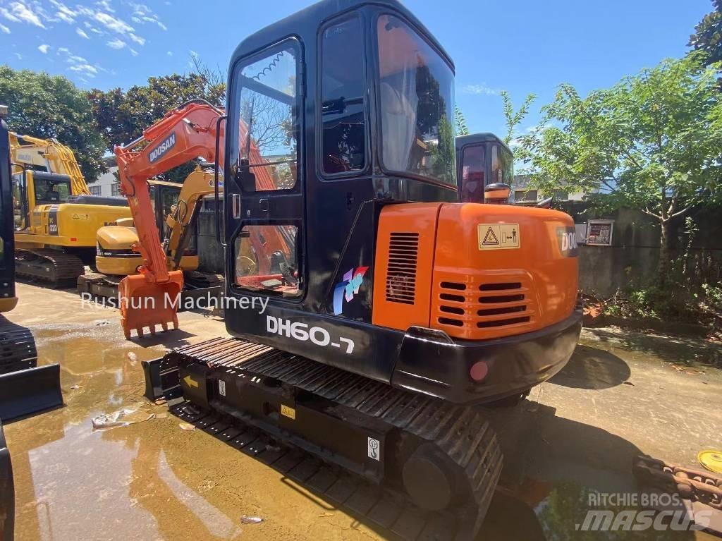 Doosan DH 60-7 حفارات صغيرة أقل من 7 طن (حفارات صغيرة)